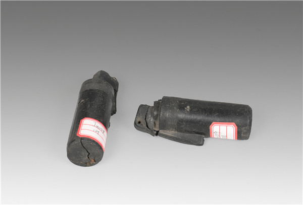 J000519手持式震爆彈模型.jpg