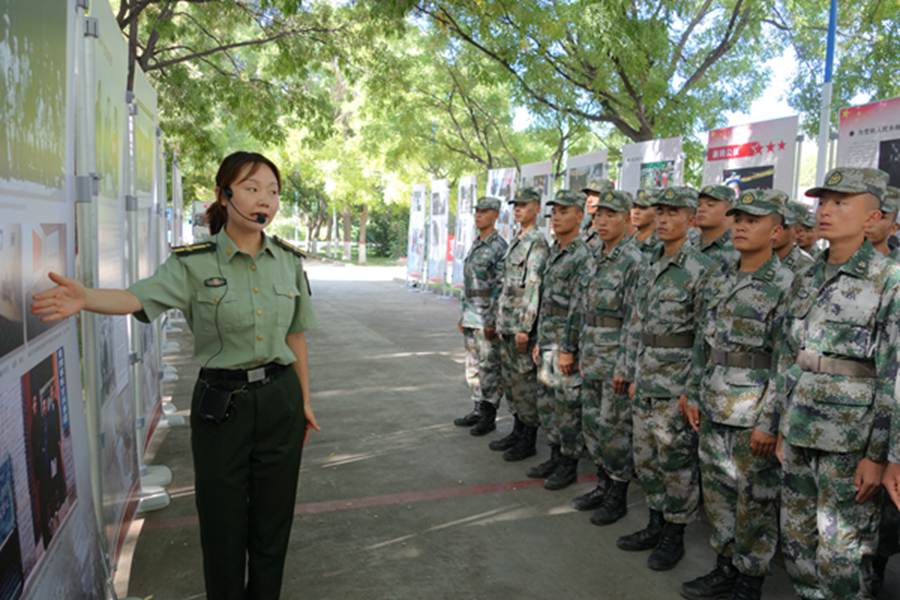 甘州區(qū)開展“傳承紅色基因 擔(dān)當(dāng)強(qiáng)軍重任”紅色文化進(jìn)軍營(yíng)活動(dòng)